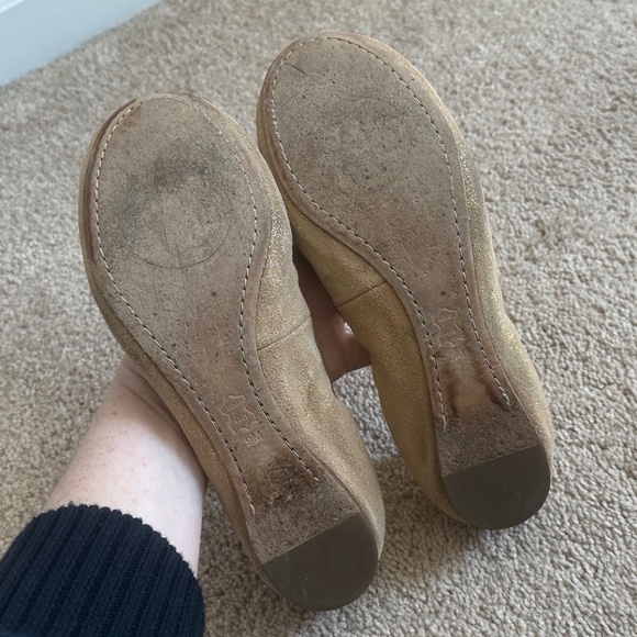 Tory Burch Metallic Gold Elastic Slip on Caroline Ballet Flats 9M - Picture 10 of 10
